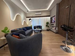 Aesthetic Fireplace 1 bed Apartment in F10 - Perfect for Solo Travelers - 3