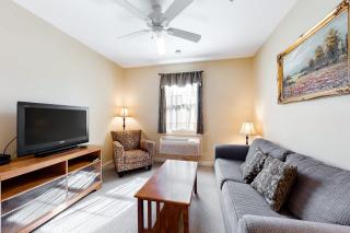 The Colonels Suites Unit 2 - 6