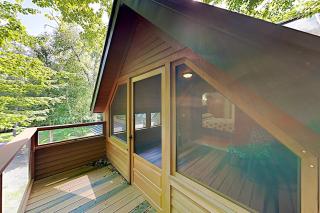 The Lazy Lumberjack Cottages - 7