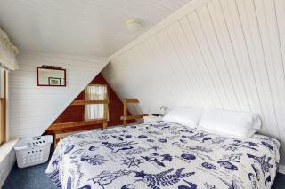 Dream Harbor Cottage - 2