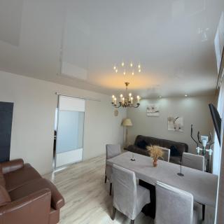 Vadim Home - 3