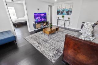 FIFA Stay 2BR Near NRG DT & Med Center -1 - 0