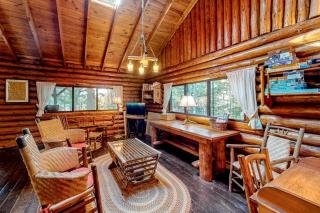 Hammond Hideaway - 8