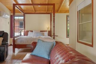 Mountainside Villa One - 5