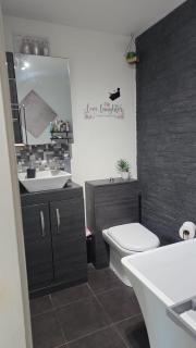 Cinema Room and Pergola Sleeps 12 Wolverhampton - 8