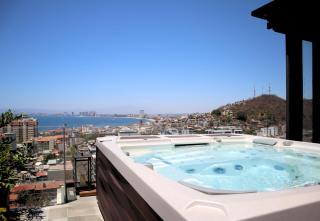 Condominio cerca de la playa y espectaculares vistas al oceano desde el rooftop - 1