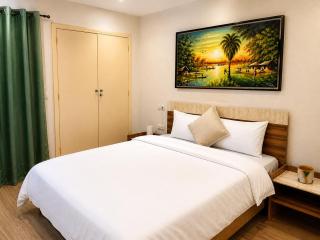 Luxury Apartment - Near Beach & Downtown - 7