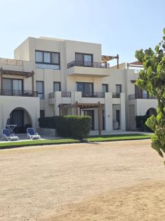 Stylish 2BR Lagoon Escape El Gouna - 4