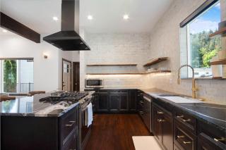 Beautiful new home in Sanders Beach! - 7