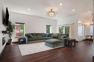 Beautiful new home in Sanders Beach! - 1