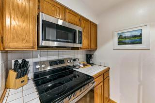 Family Tahoe Retreat: Beach Pool & Hot Tub LLV401 - 1
