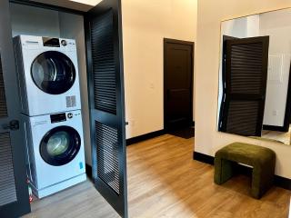 Brick & Bed -Riverfront Lofts, T-205 - 4