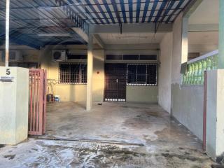 Near 7ELEVE KFC 10pax 3BR Hutan Melintang by willz - 9