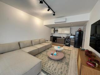 Bright & Calm 1BR Pool View at G Cribs - 4