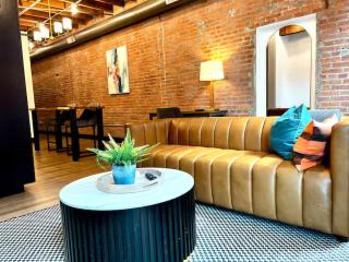 Brick & Bed Riverfront Lofts, T 306 - 9