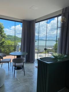 Casa refúgio mirante com vista espetacular para o lago - 6