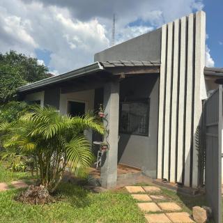 Hermosa casa en Fernando de la Mora Zona Norte - 2