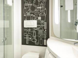 ibis Paris La Defense Courbevoie - Courbevoie - 1