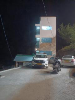 Rishwasha hotel - 9