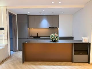 ChiHome Metropole The Opera Residence Luxury - 2