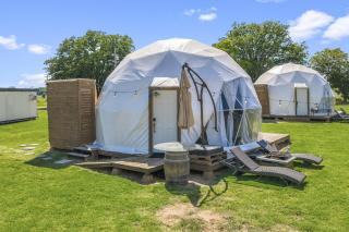 The 19th Hole Dome – Golf & Casino Getaway - 2