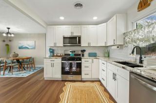 Lakefront - Grill - Bunk Beds - Sleeps 6 - 6