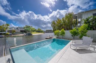 Waterfront Luxury Family Retreat, Noosaville - 8