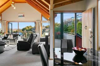 Secluded with Great Views & Central Heating - 1