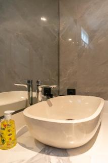 Astiti guest house 3BR - 9