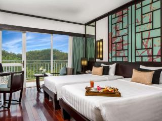 Novotel Ha Long Bay Hotel - 2