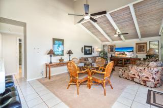 Wailea Ekolu #306 Panoramic Ocean Views on Wailea Golf Course, Wifi, A/C - 2
