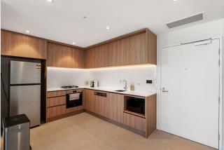 City Sky Nest - Luxe Apartment with City Views - 2