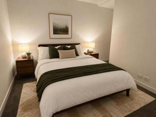 2BR Apartment in FV Flatiron | Pool, Gym, Train - 6