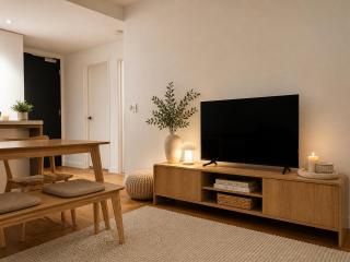 2BR Apartment in FV Flatiron | Pool, Gym, Train - 2
