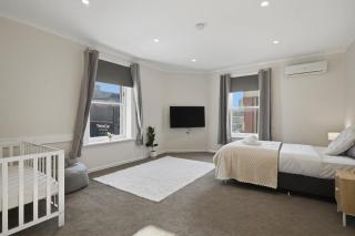 Hobart CBD Loft - Walking to CBD - 7