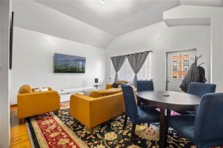 Spacious 3BR Bronx Apartment 2BA Near Yankee Stadium & NYC - 3