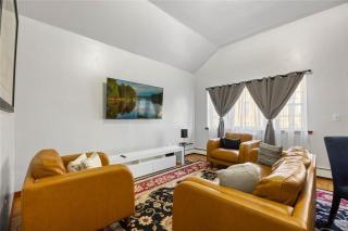 Spacious 3BR Bronx Apartment 2BA Near Yankee Stadium & NYC - 0