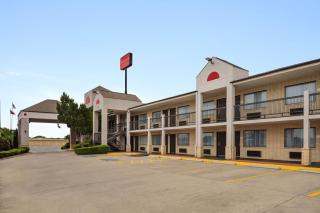Ramada by Wyndham San Antonio Near SeaWorld - Lackland AFB - 7