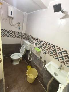 shree Chendur residency ac rooms - 3
