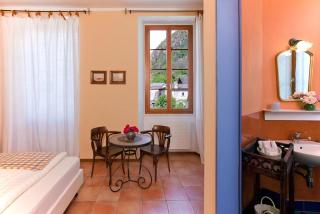 Casa Gialla B&B - Tegna - 7
