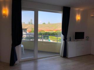 Spacious Crystal Beach - 1