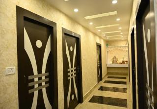 Super Hotel O Glance Inn - 1