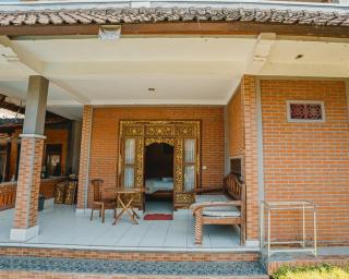 Rizky Guesthouse - 4