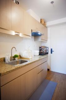Cozy Stay at Pasig Blvd with Great City View - 3