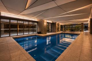 Stylish 2BR CBD - Balcony, Pool & Gym - 8
