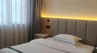 GreenTree Inn Suzhou Wujiang Zhenze Town Zhennan Road Express Hotel - 1