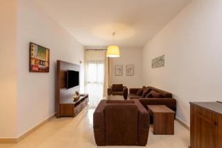 Private Home 2BDRM, WaterWay, New Cairo - 0
