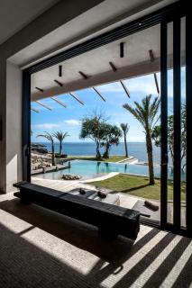 Oceanfront 5BR Luxury Villa, 22m Pool, Best Sunset in Lembongan - 6