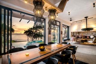 Oceanfront 5BR Luxury Villa, 22m Pool, Best Sunset in Lembongan - 3