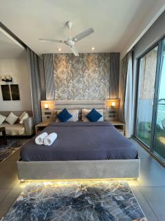 Luxury Loft Suites - 7